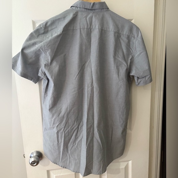 RVCA NWOT mens that’ll do short sleeve button down large pavement grey shirt - Picture 5 of 10